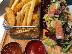 -ins森林童话餐厅coffee&bistro