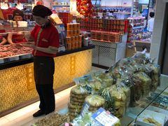 零售区-上海哈尔滨食品厂(淮海中路店)