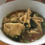 午餐首选好吃美味的青菜面疙瘩