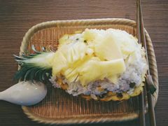 2b菠萝炒饭-上海外国语大学（松江校区）食堂