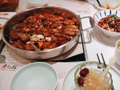 -黄记煌三汁焖锅(新佳丽江汉路店)