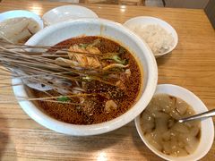 -嘉州叶婆婆钵钵鸡(建设路店)