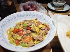 -头上红煨盐鸡·非遗院子餐厅