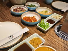 -明洞阿姨·韩式酱蟹烤肉·创意料理(三元桥店)