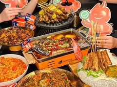 -何师烧烤·香辣蟹·川菜·30年老品牌(太古里旗舰店)
