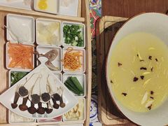 -芸南道·过桥米线(昆明老街旗舰店)