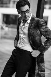 现代简约-巴黎婚纱摄影工作室