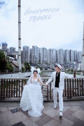 -芭莎视觉婚纱摄影(花溪店)