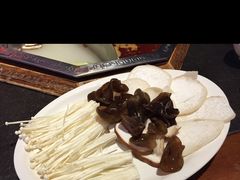 鲜菌组合-陈府大宅门成都火锅·手切鲜肉(太原街店)