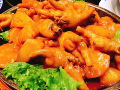 脱骨鸡爪炖土豆-老长春肉馆(隆礼路店)