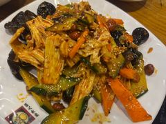 拌花菜-喇喇排骨火锅·传统韩式脊骨汤(望京西园总店)