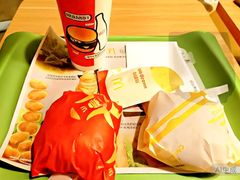 -麦当劳(呼市新华东街店)