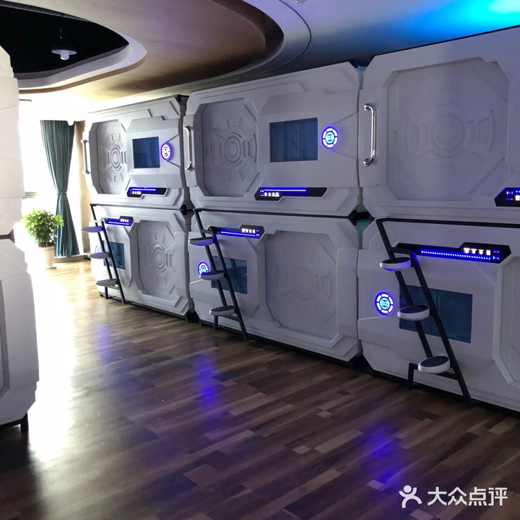 不出昆明，带娃超好玩的四季室内水上乐园