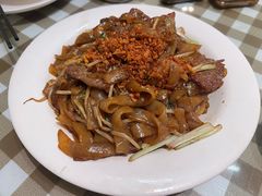 -新大咀港式茶餐厅(宝山万达店)