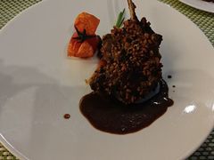 -亮马河饭店翠雅咖啡厅