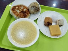 -护国寺小吃店(红莲南路店)