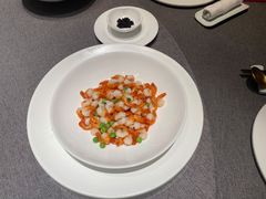 清朝手剥河虾仁配黑醋粒-鲤院·新中式美学·庭院餐厅(夫子庙店)