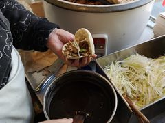 -烤鸭肉夹馍鸭汤店