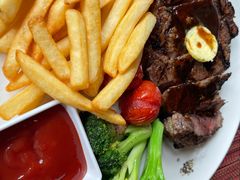 -WOLFGANG PUCK KITCHEN & BAR(迪士尼小镇店)
