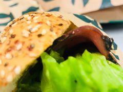 -星巴克臻选(上海长风大悦城店)