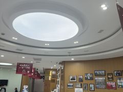 -雅悦齿科(顾村公园店)