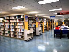 -南山图书馆(常兴路店)