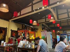 -富正毅三下锅·湘西韵味(天门山索道店)