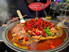 -辣尚瘾·烤鱼·新川菜(牡丹园直营店)