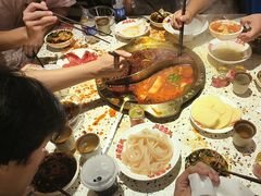-红九格老火锅(三峡广场店)
