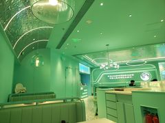 -季季红火锅(柳州城中万达二店)