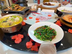 -香山湖家家宴(中山陵店)