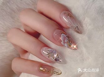 你知道晕染美甲怎么画？这款美甲也是很受大家欢迎的