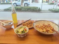 培根鲜露虾仁炒饭-红小满休闲餐厅(十全街店)