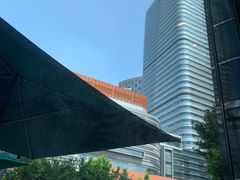 -星巴克(上海长宁来福士1F店)