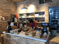 -山下面包坊(湖滨店)