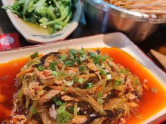 -肖四女乐山跷脚牛肉(南汇大学城生活广场店)
