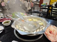 -牛一煲美食(江高店)