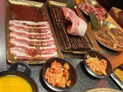 -KING KU卿古·炭火烤肉(临平银泰城店)