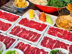 -元一希尔顿酒店·鲜切牛肉火锅禅自助餐厅