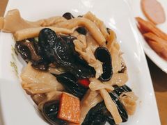 -赶海部落海鲜城(海阳路店)