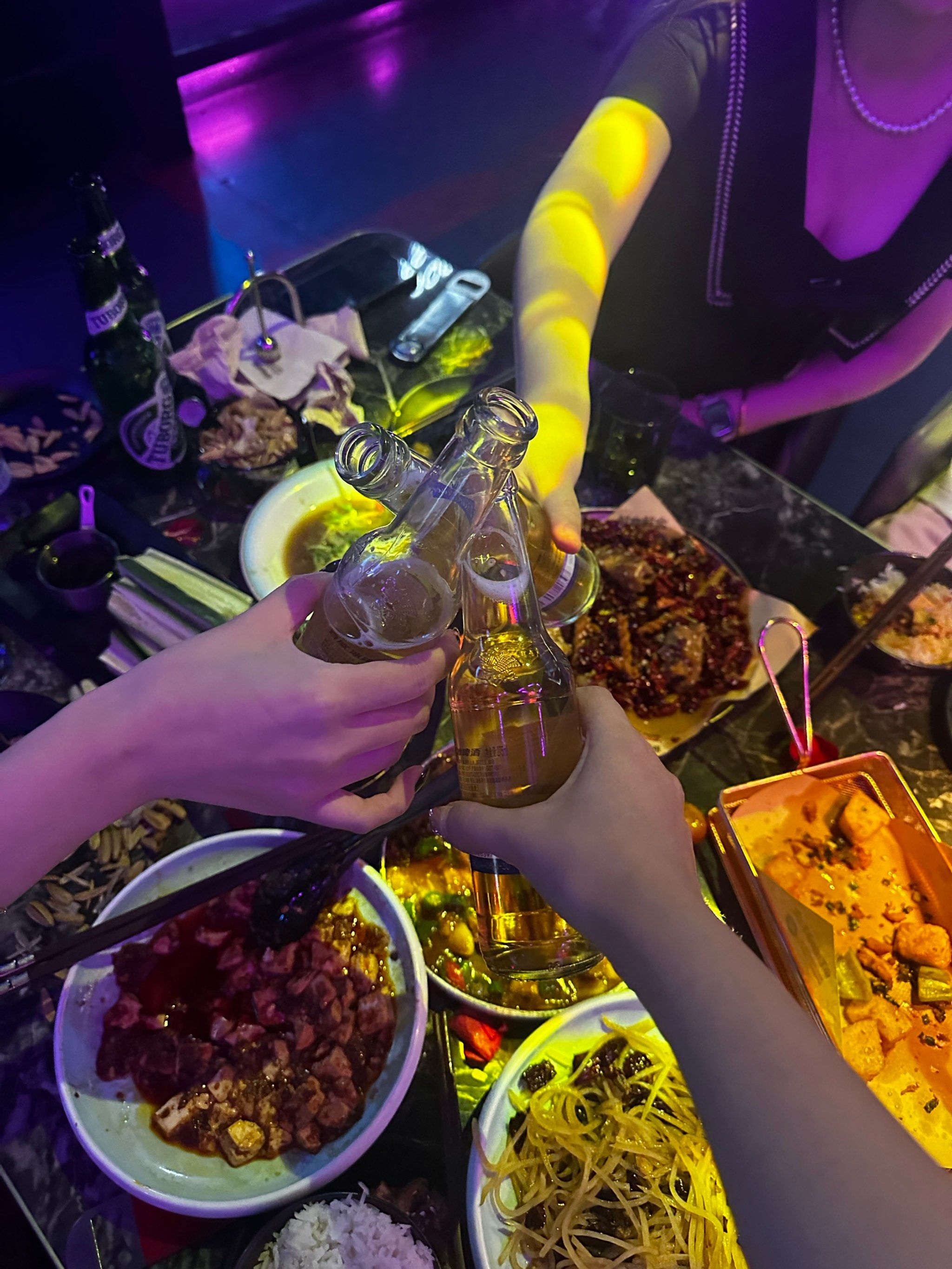 夜生活嗨翻天
