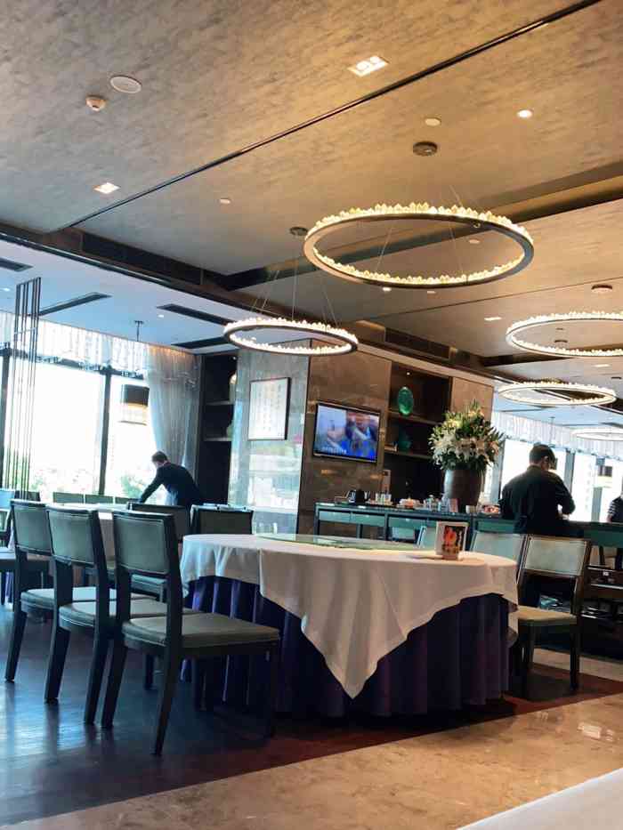 江南厨子(天汇店)-"与好友聚餐.竹笋三鲜够鲜味,京葱爆羊肉够.