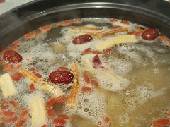 -濠轩阁特色生蚝火锅(水湾路店)