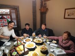-艳阳天民俗村(公园路店)