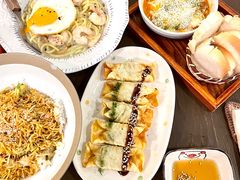 牛油果金枪鱼拌饭-拾年