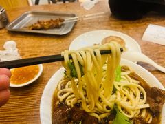 -清真吴记门钉肉饼·喜多利