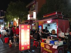 -吉庆街美食广场