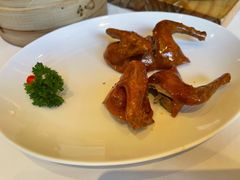 烤乳鸽-利苑酒家(金宝店)