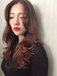-ON STAR SALON