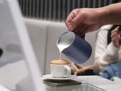 -缶乐FOLLOW咖啡